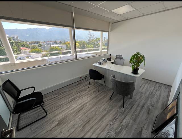309M² OFFICE TO LET IN CLAREMONT